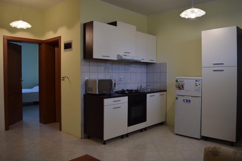 Apartment Vera Štinjan Eksteriør bilde